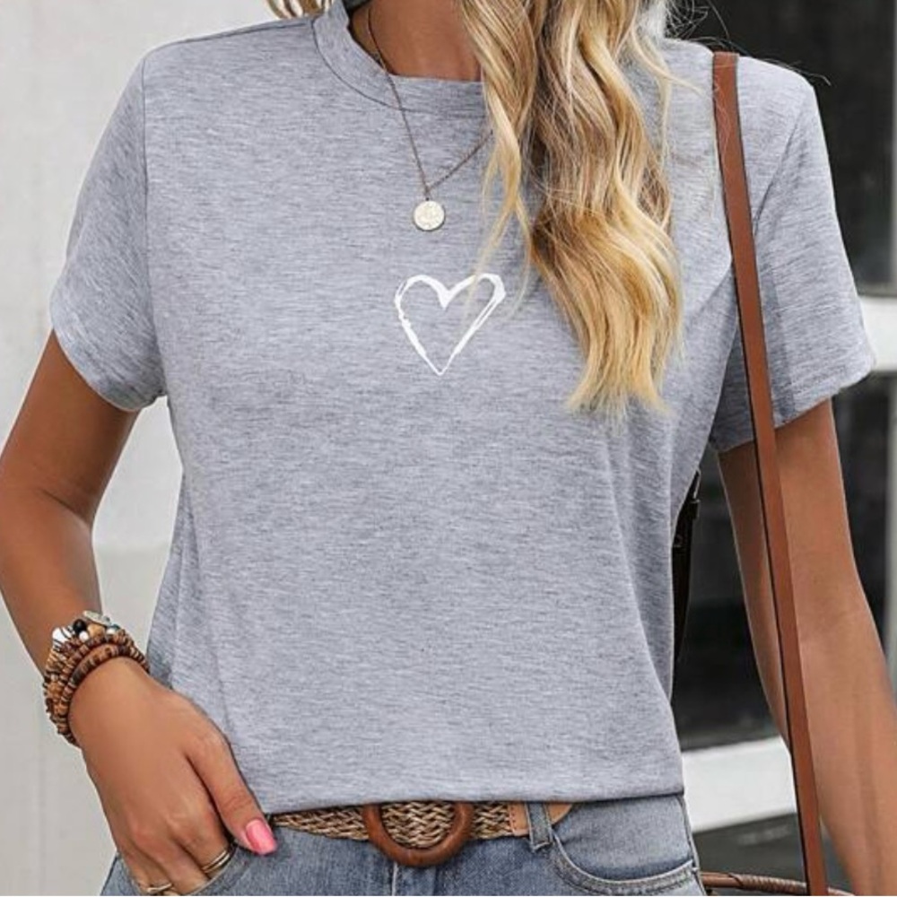 Gray Heart Print Women's Top